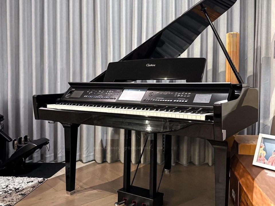 Cận cảnh Yamaha CVP-909 GP PE tại Piano House